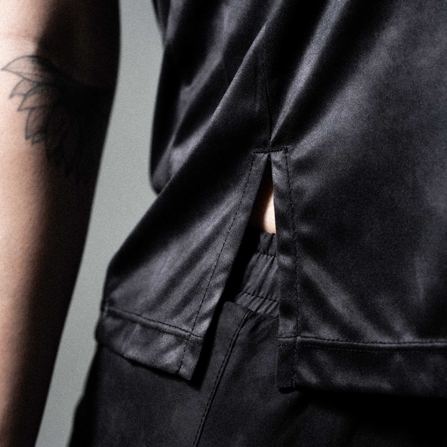 V3 Core WMNS T-Shirt Black Tie-Dye