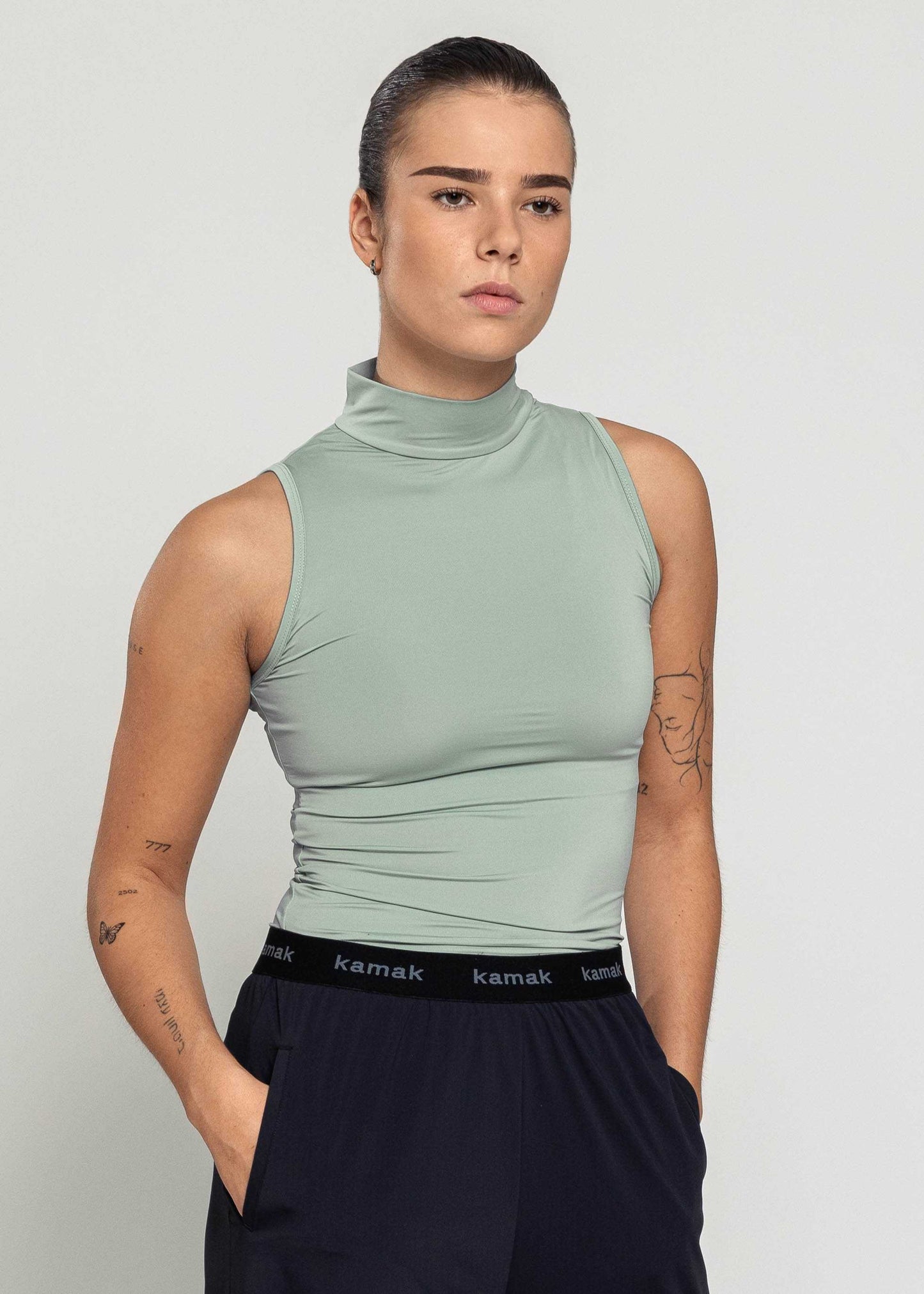High neck Tank