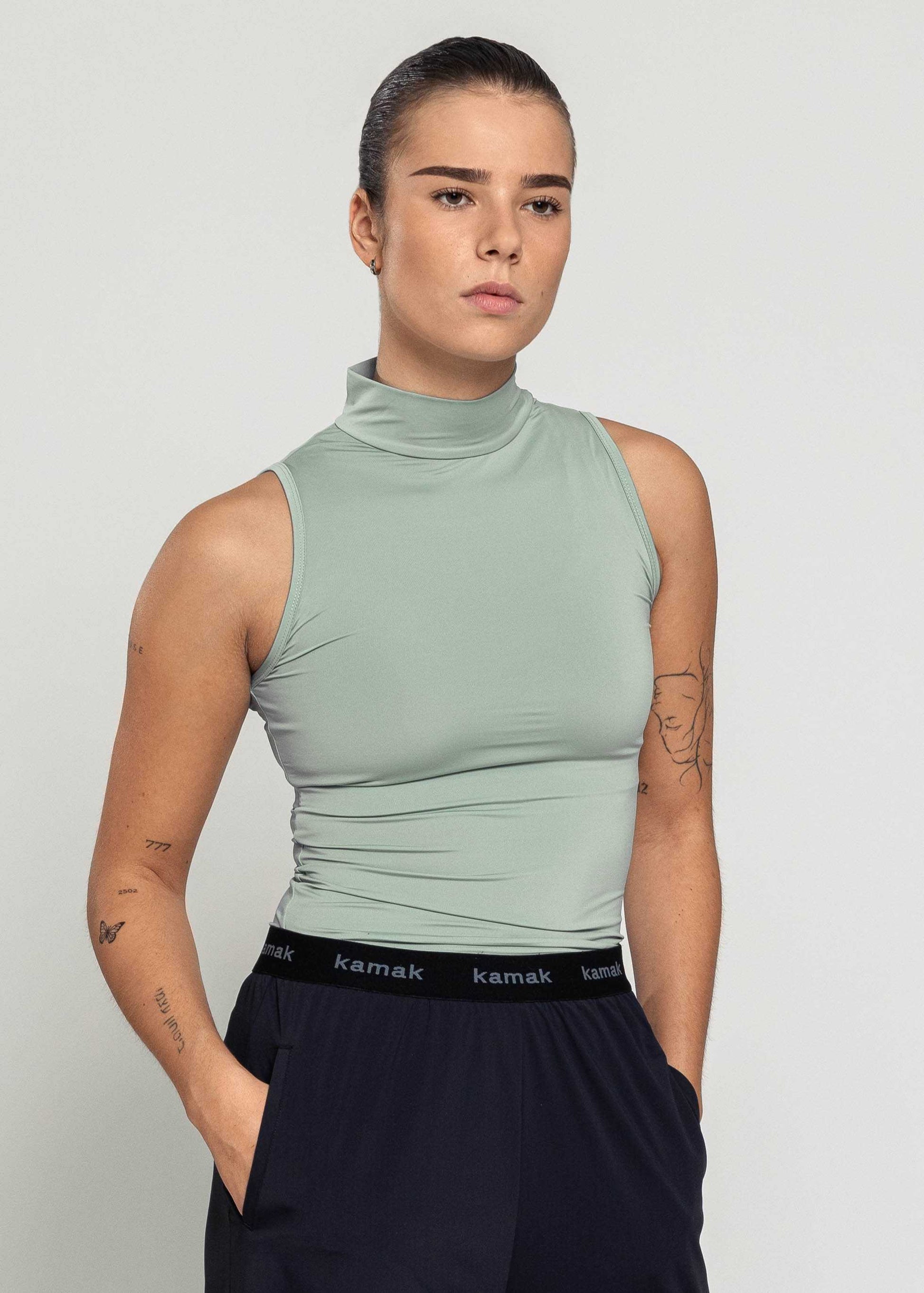High neck Tank