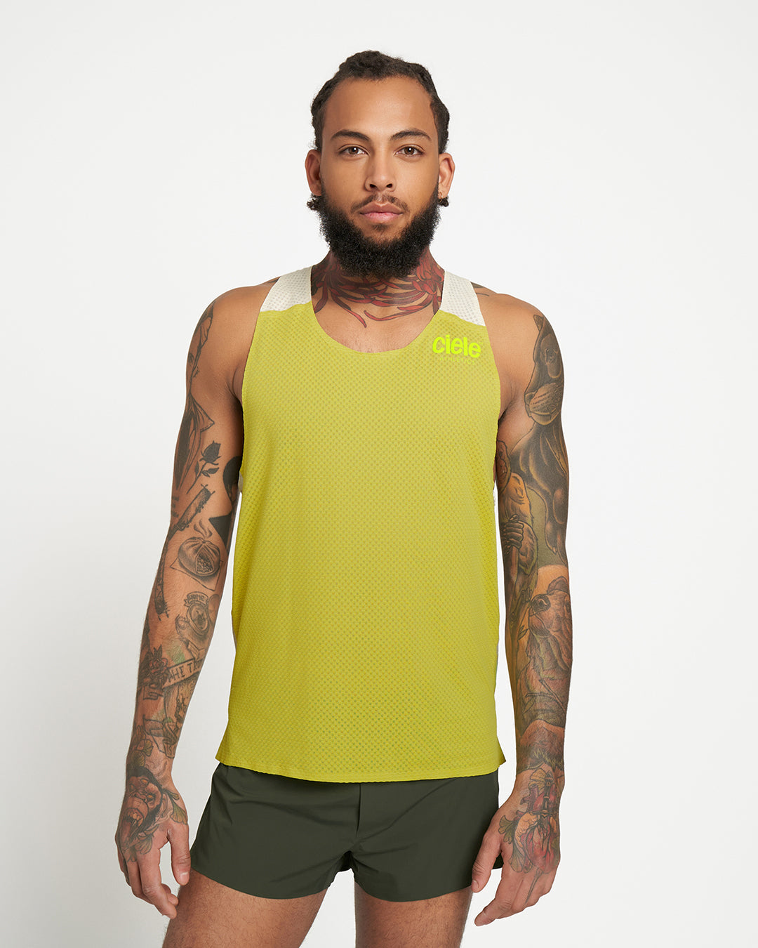 RDSinglet - Elite - Sogl in yellow, lightweight, reflective, wicking fabric, ideal for race day.