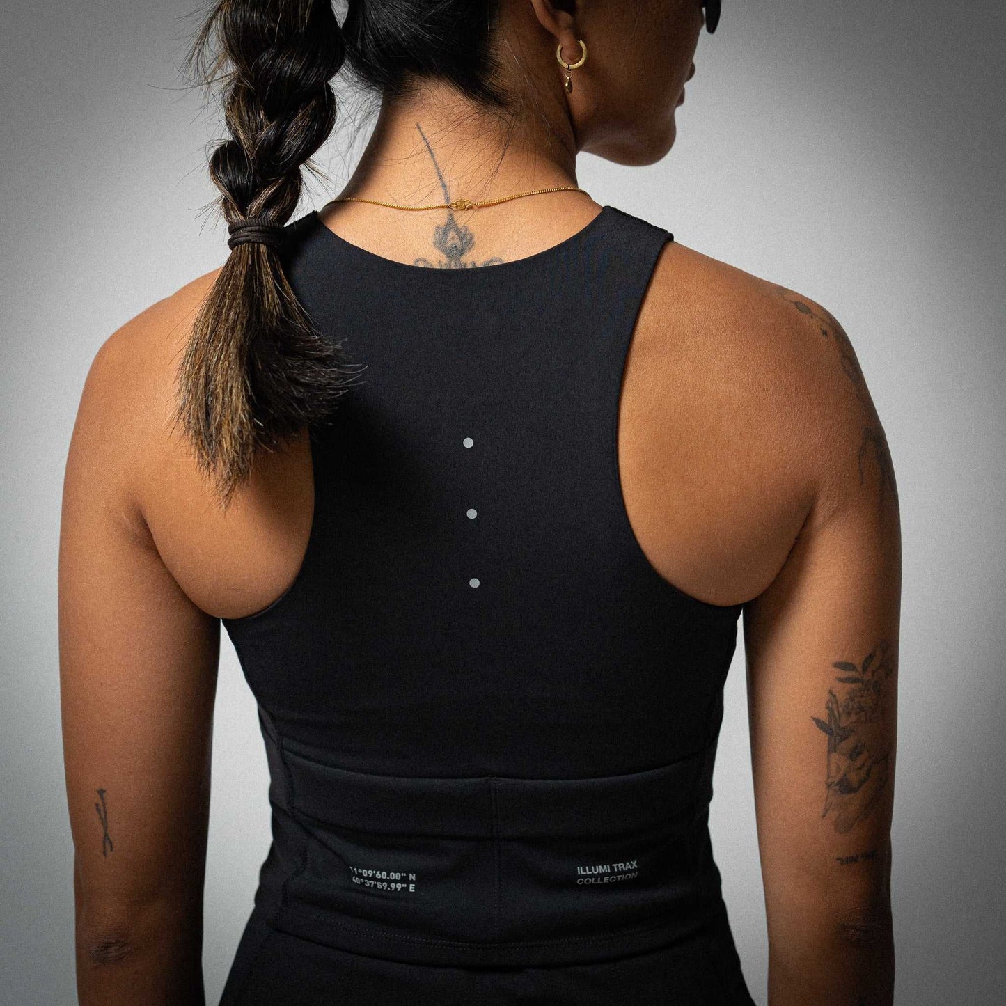 Illumi Trax WMNS Running Crop Tank Black