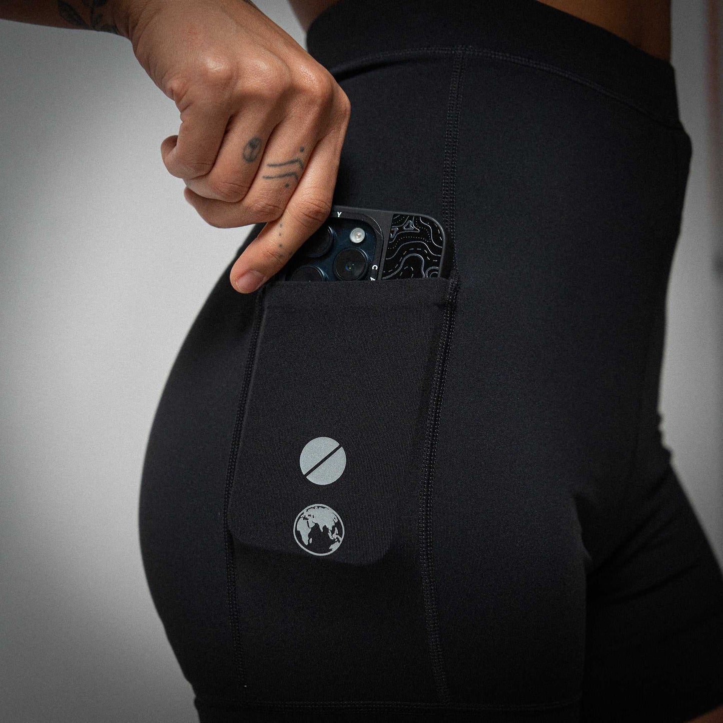 Illumi Trax WMNS Running Half Tights Black