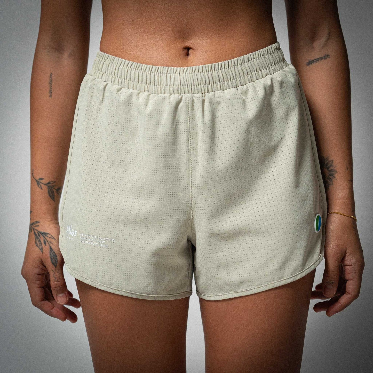 Aeria Fortis 4" WMNS Race Shorts Beige