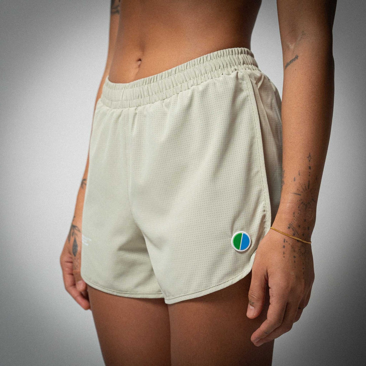 Aeria Fortis 4" WMNS Race Shorts Beige