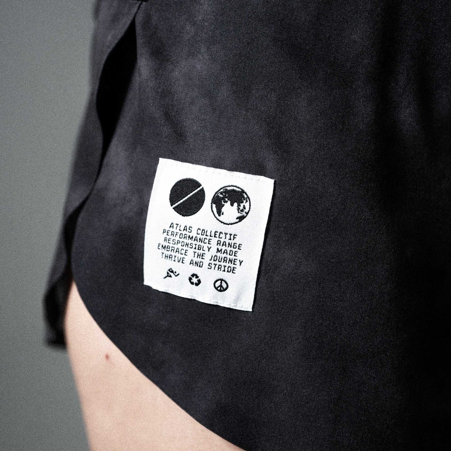 V3 Core WMNS 3" Shorts Black Tie-Dye