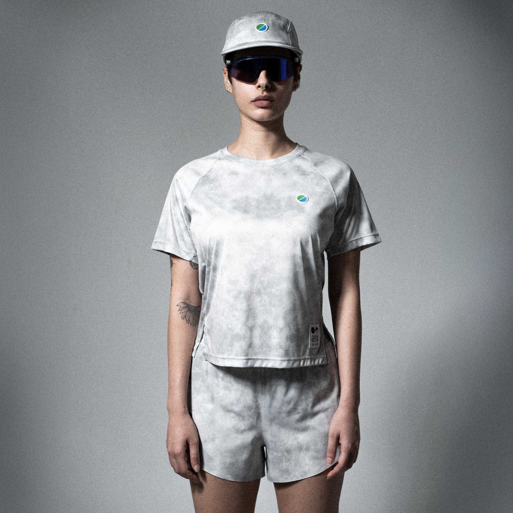V3 Core WMNS T-Shirt in grey tie-dye, eco-friendly and breathable with raglan sleeves and reflective details.