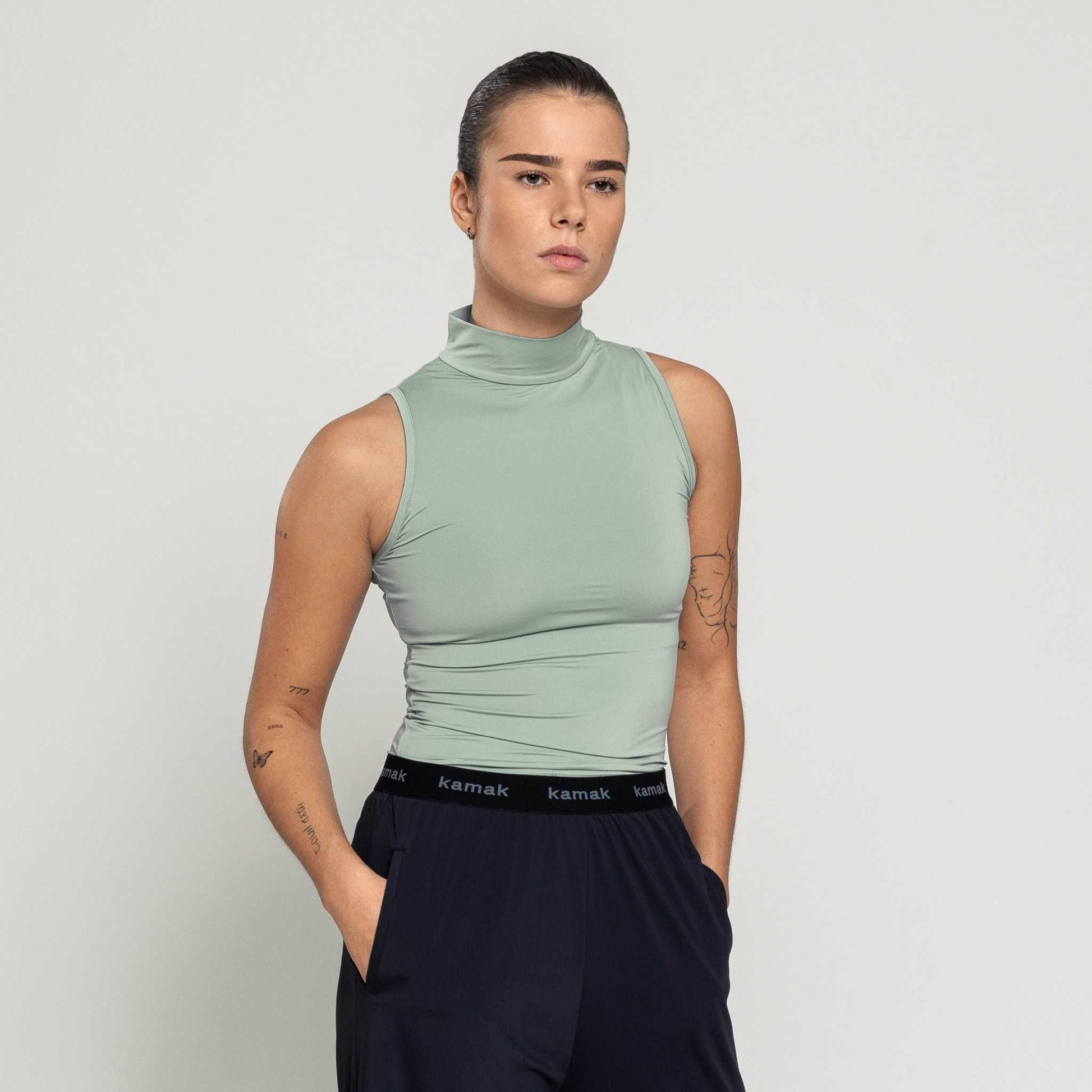High neck Tank